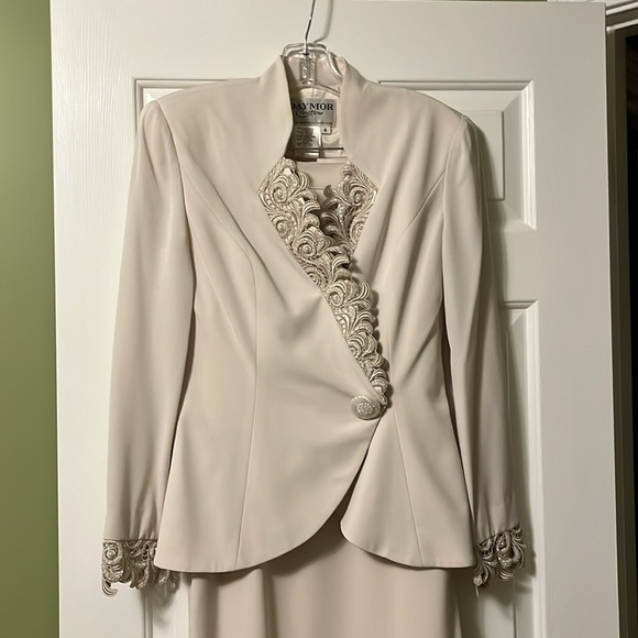 Daymor Couture formal skirt and long sleeve jacket. - Picture 2 of 8